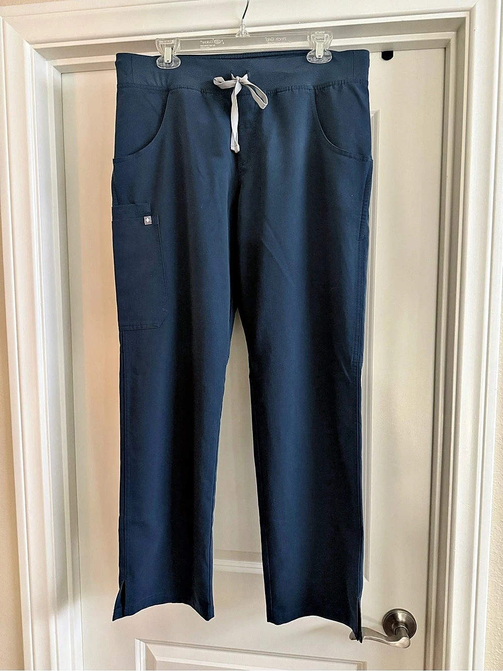 FIGS Dark Harbor Scrub set size large